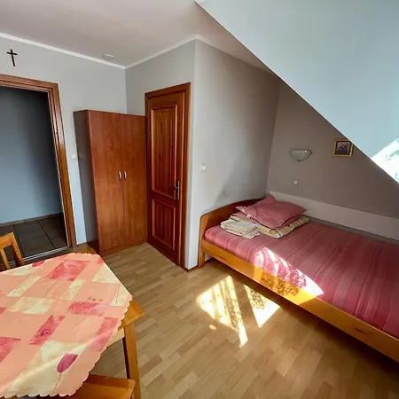 Goscinne Pod Bocianami Pensjonat *